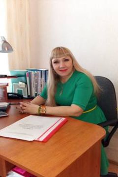 Попова Марина Борисовна